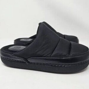 Women’s Puffer Snow Shoes 7 Slip On Slides Black